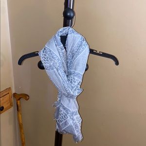 Grey Patterned Scarf